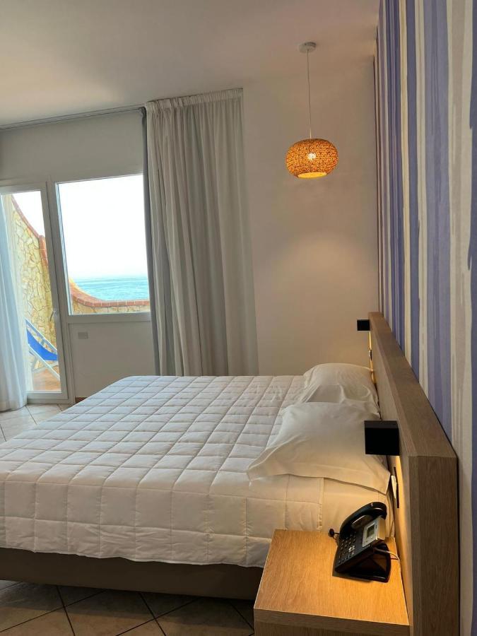 Hotel La Martinica Ficarazzi Экстерьер фото